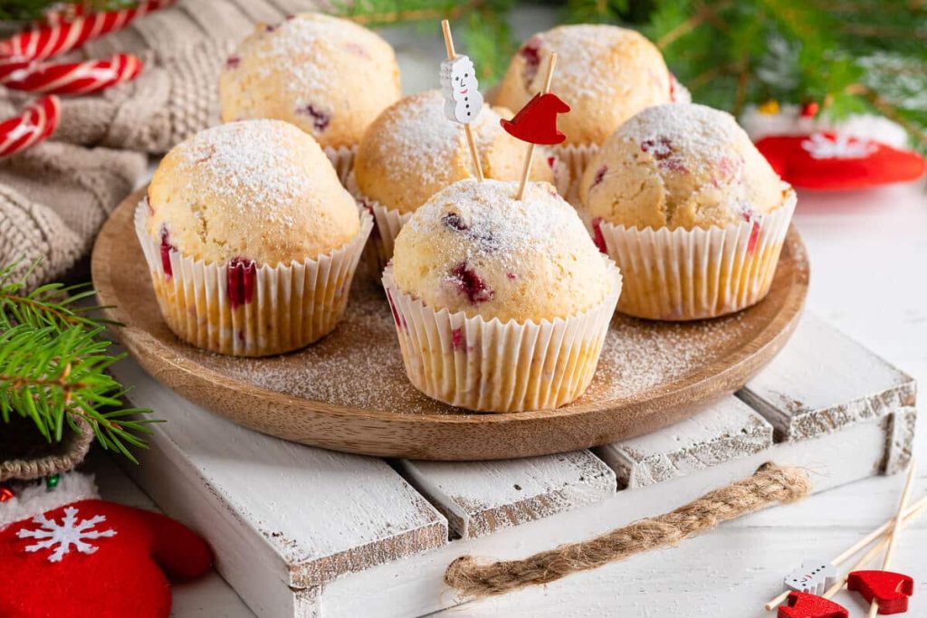 Vegane Muffins ohne Eier mit Cranberries und Apfelmus