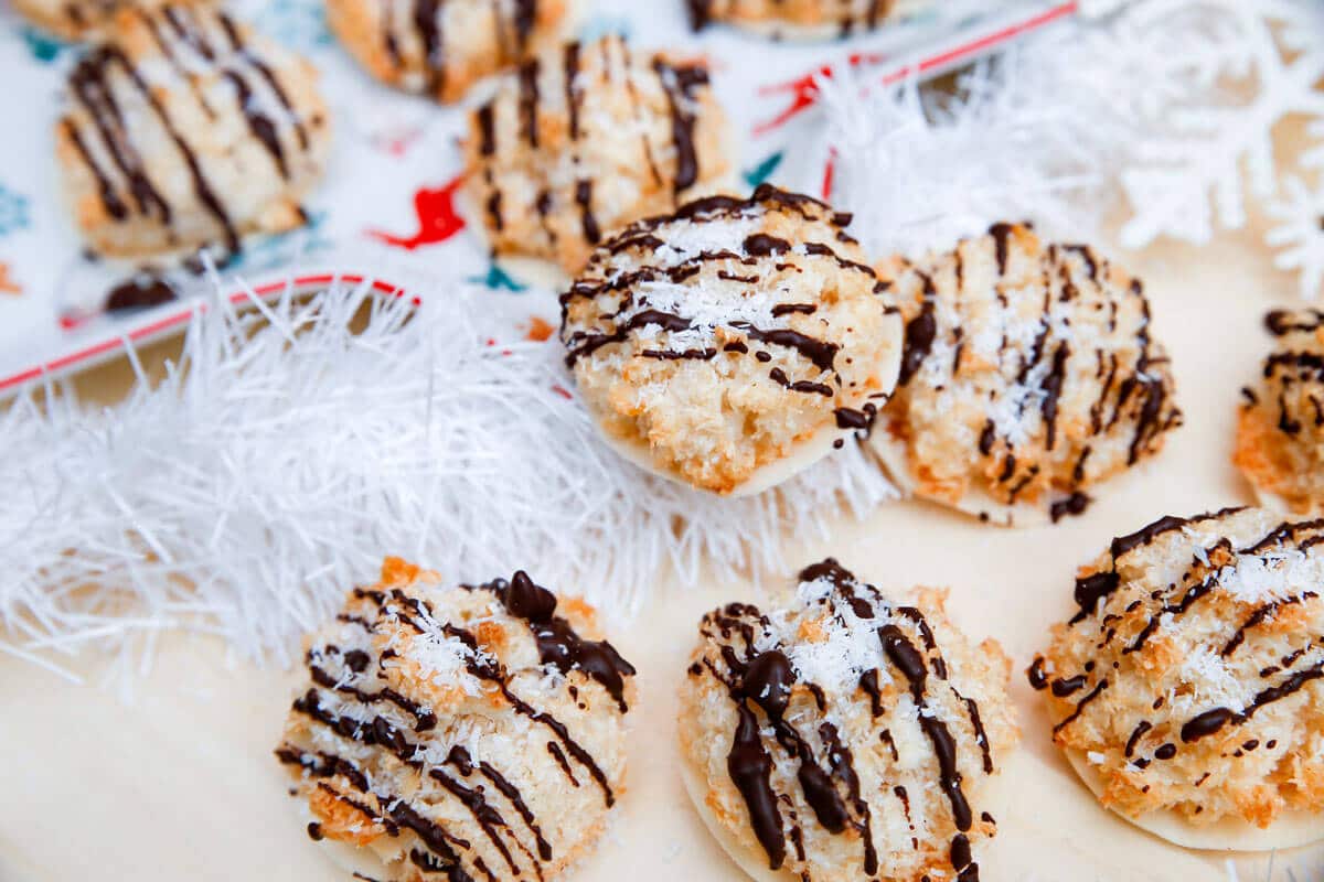 Einfache Kokosmakronen mit Schokolade und Zimt - Weihnachtsgebäck