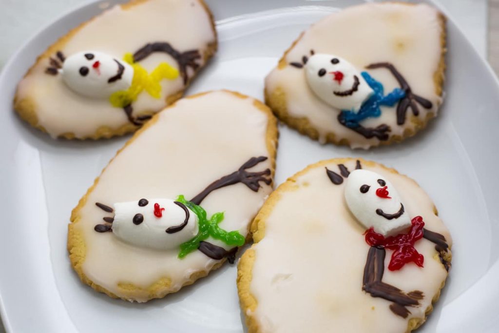 Einfache Olaf Weihnachtsplätzchen mit Marshmallows