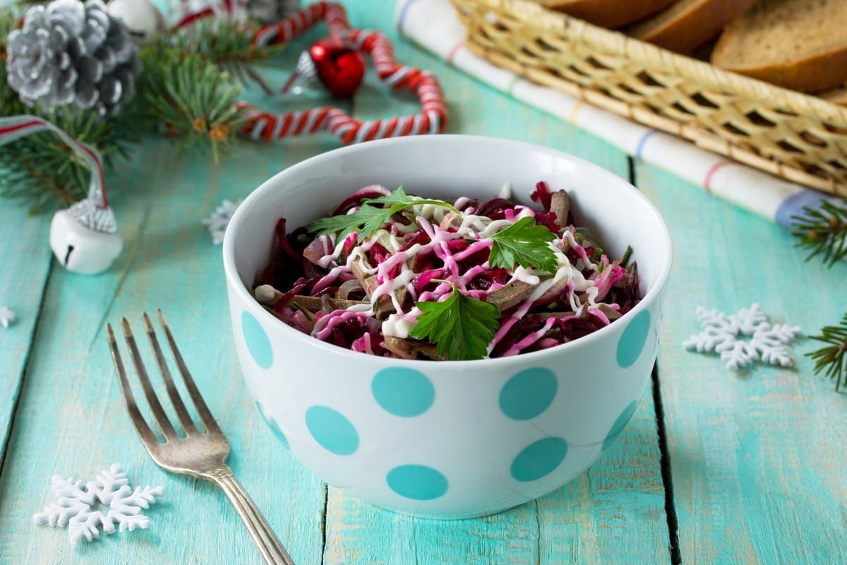 Fleischsalat mit Roter Beete