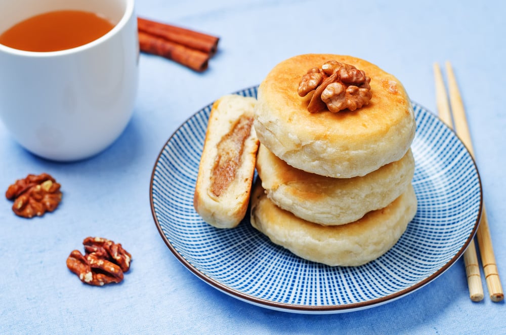 Hoddeok Pfannkuchen mit Nüssen