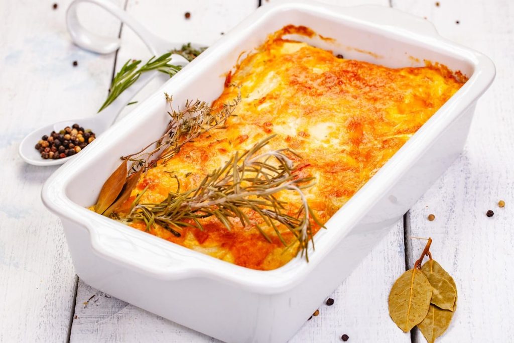 Kartoffelgratin mit Sellerie und roter Bete