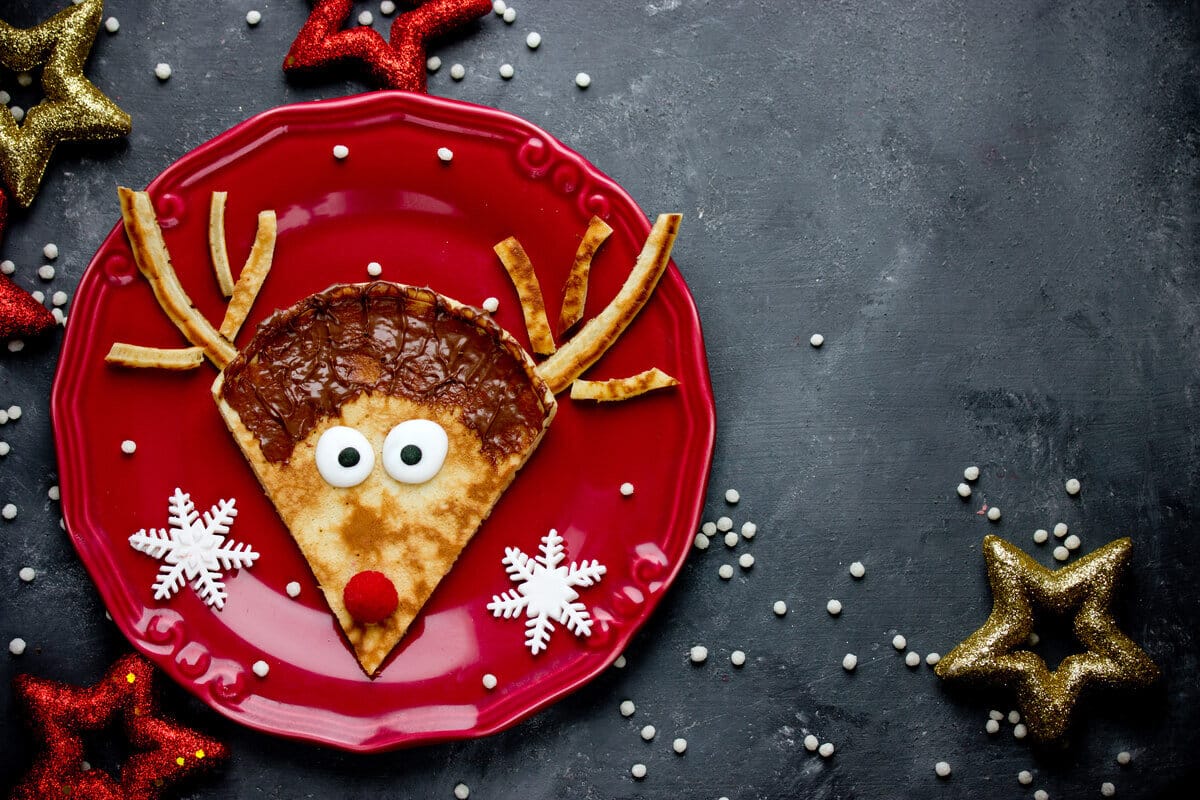 Pfannkuchen Rentier mit Nutella zum Weihnachtsfrühstück