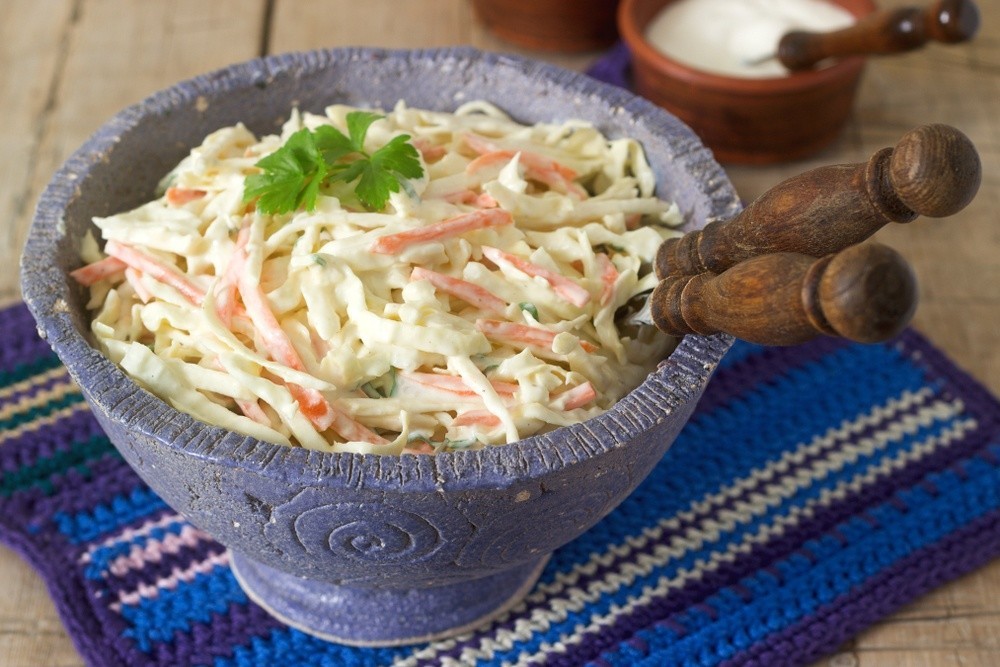 Saftiger Coleslaw Krautsalat mit Karotten