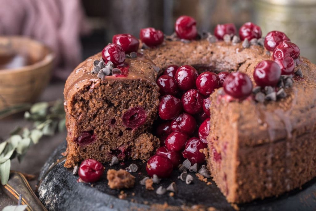 Saftiger Schoko-Kirsch-Kuchen zum Kaffee