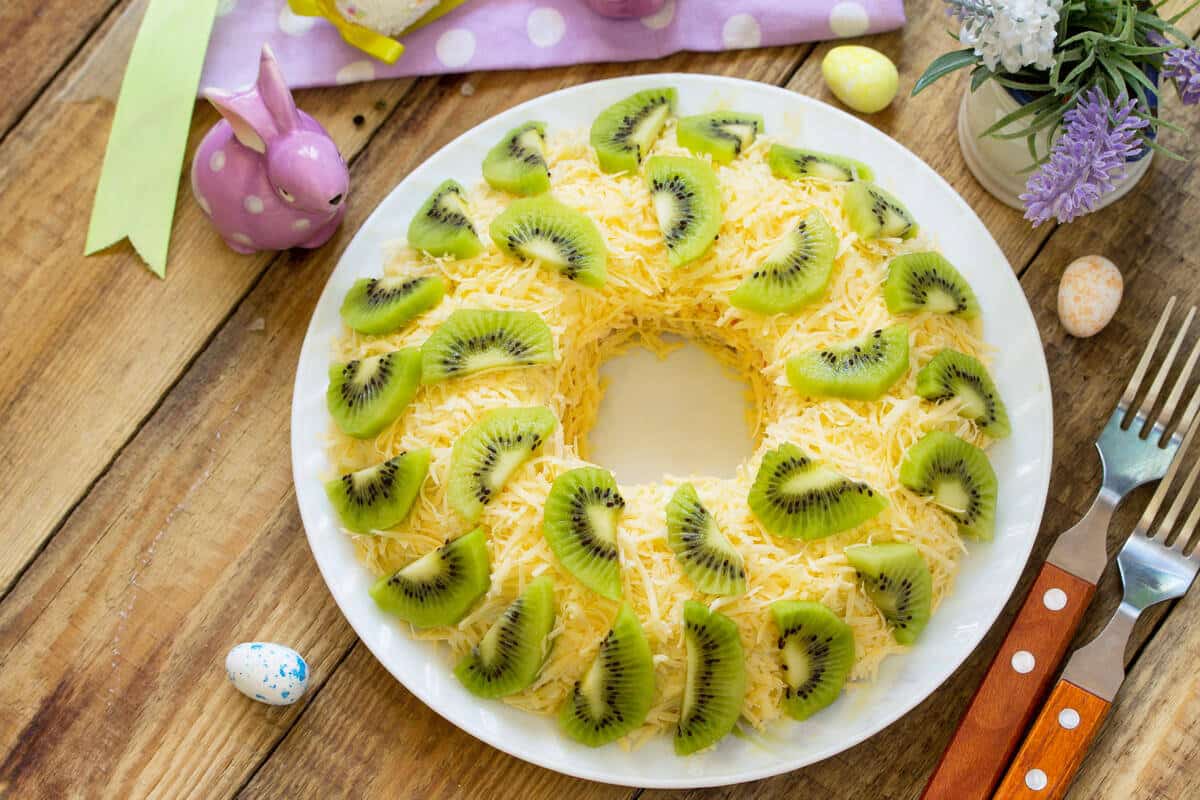 Schichtsalat mit Kiwi