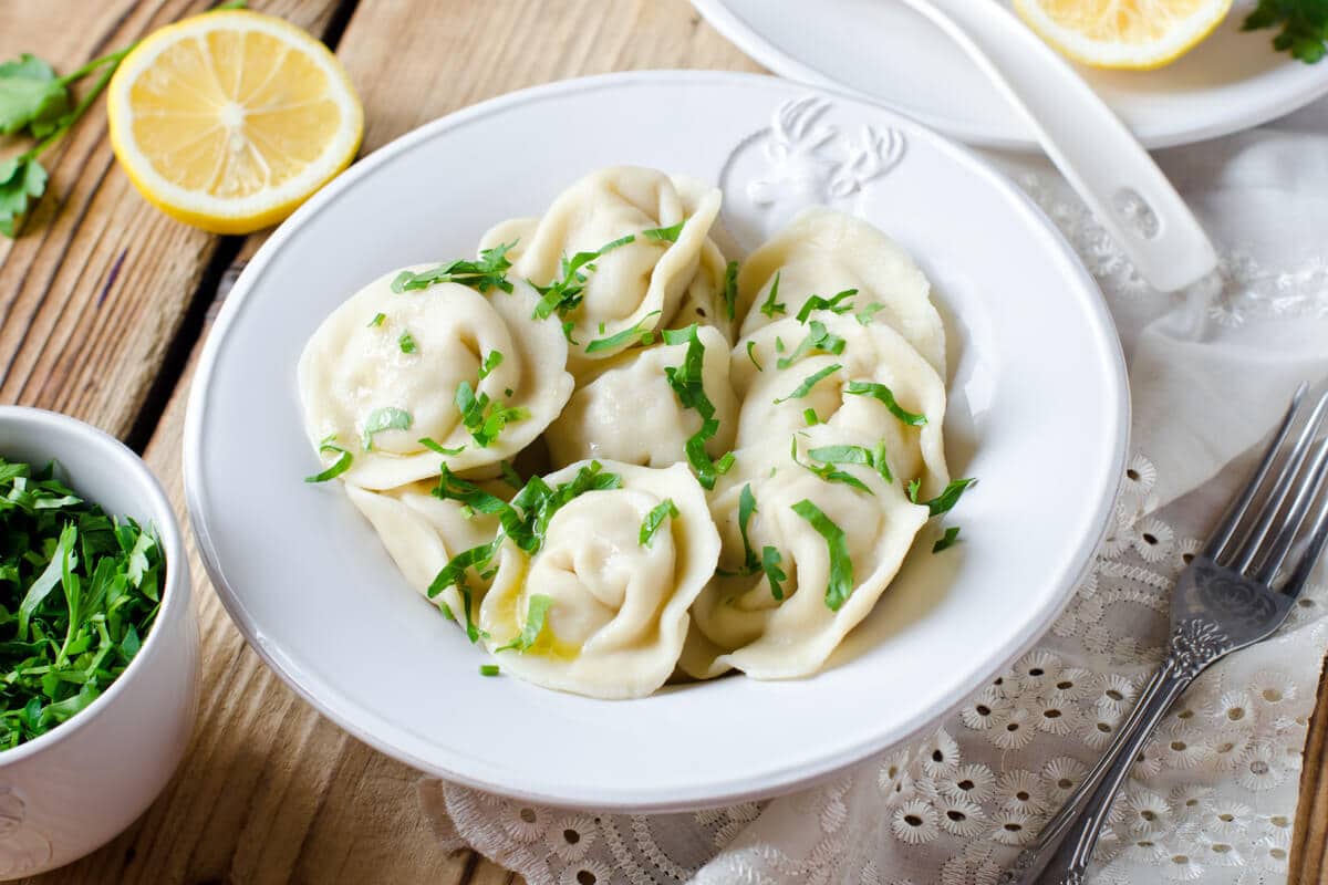 Zarte Pelmeni mit Fisch