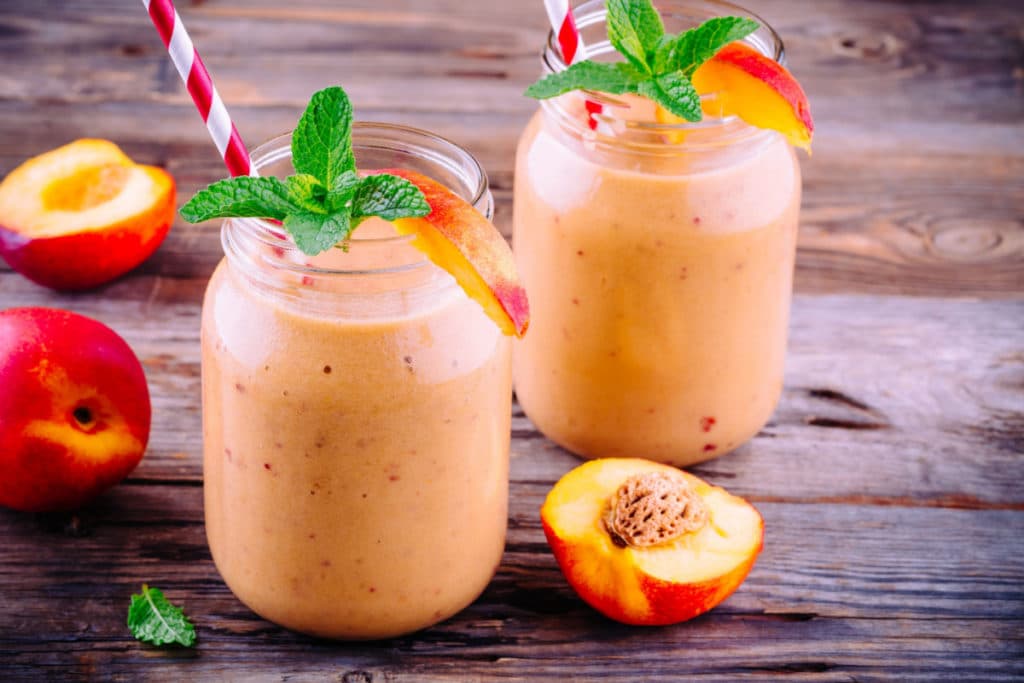 Erfrischender Smoothie mit Nektarinen