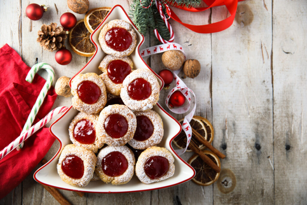 Weihnachtsplätzchen Engelsaugen mit Marmelade