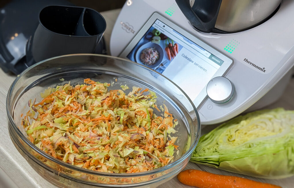 Coleslaw mit Apfel und Möhren im Thermomix®