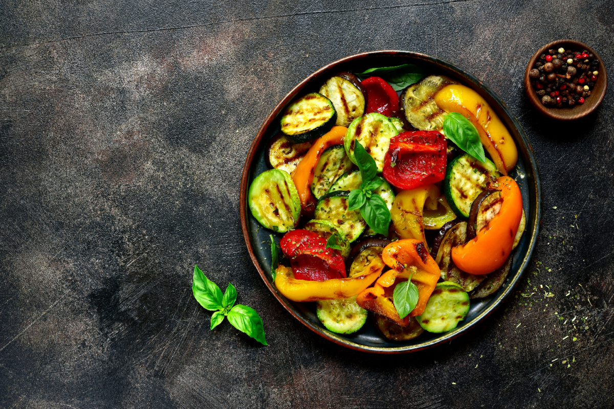 Köstliches Grillgemüse Paprika, Zucchini und Auberginen vom Grill