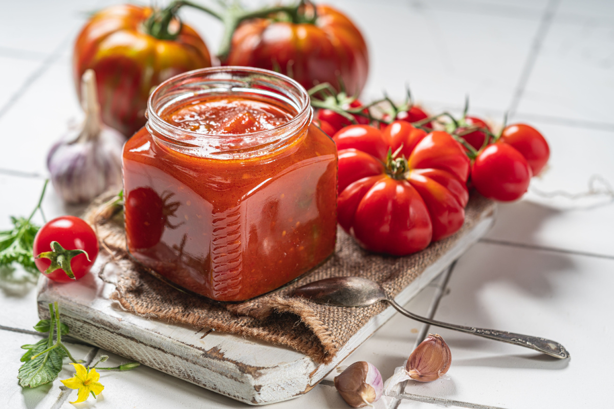 Tomatensoße mit Knoblauch und Zwiebeln Die perfekte Basis