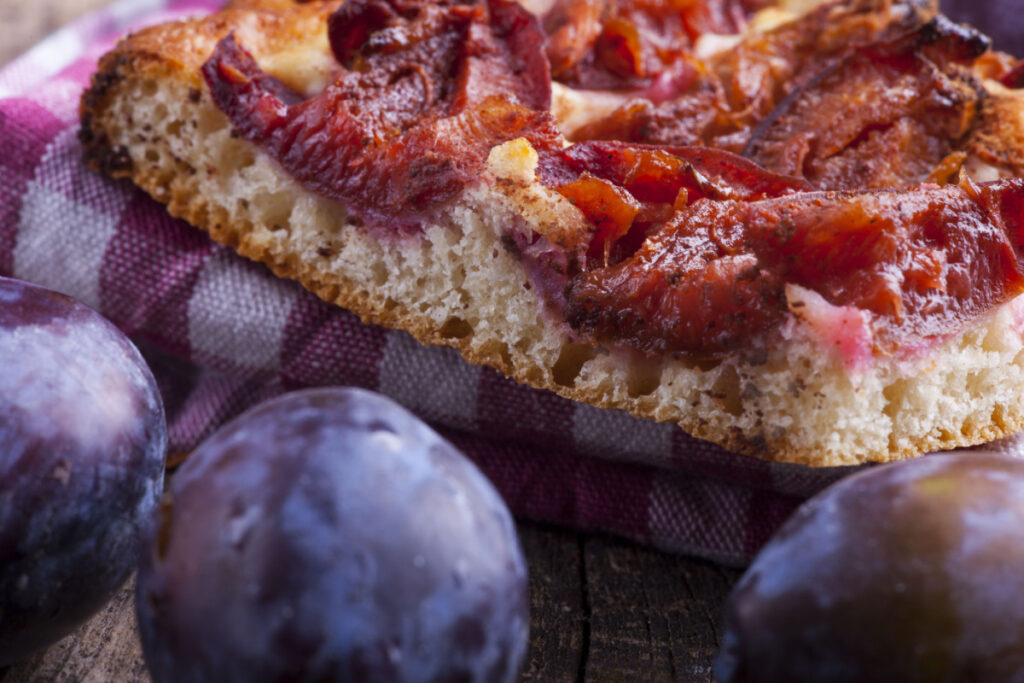 Zwetschgen Datschi – Der bayerische Obstkuchen-Klassiker