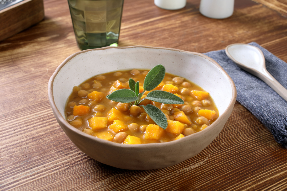 Ein Genuss für kalte Tage Kürbissuppe mit Kichererbsen