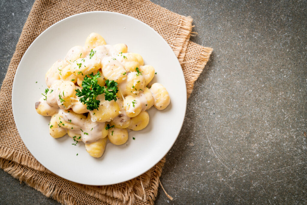 Ein Traumgericht Hausgemachte Gnocchi mit Pilzsoße