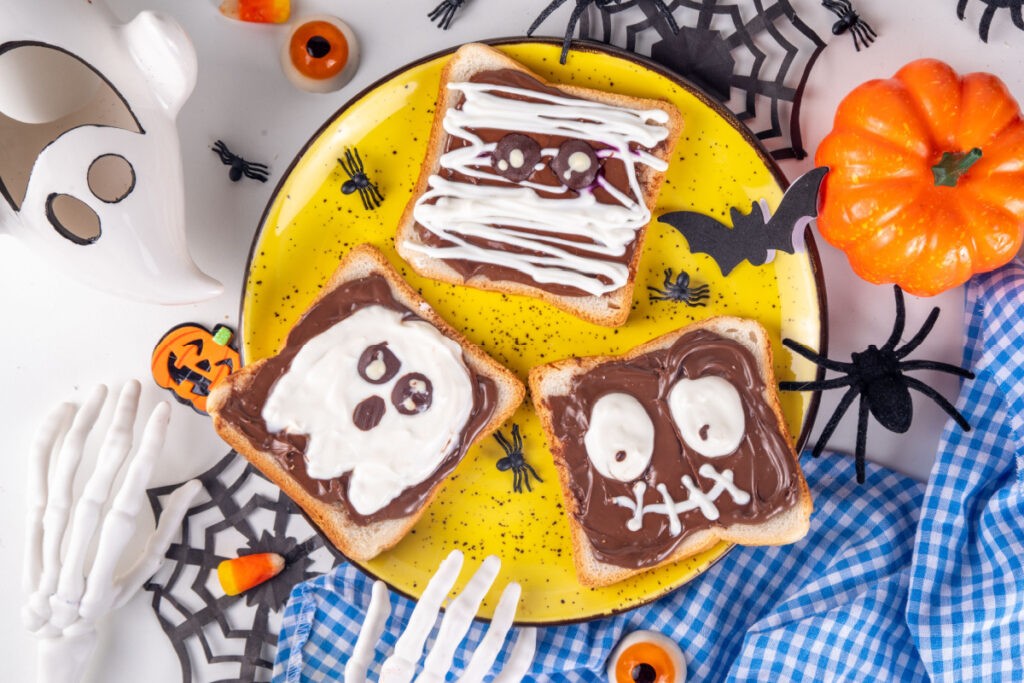 Schaurig-süß Halloween-Toast für Kinder