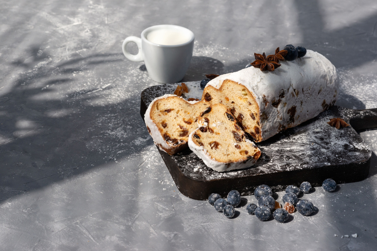 Selbstgemachter Stollen Rezept für die Adventszeit