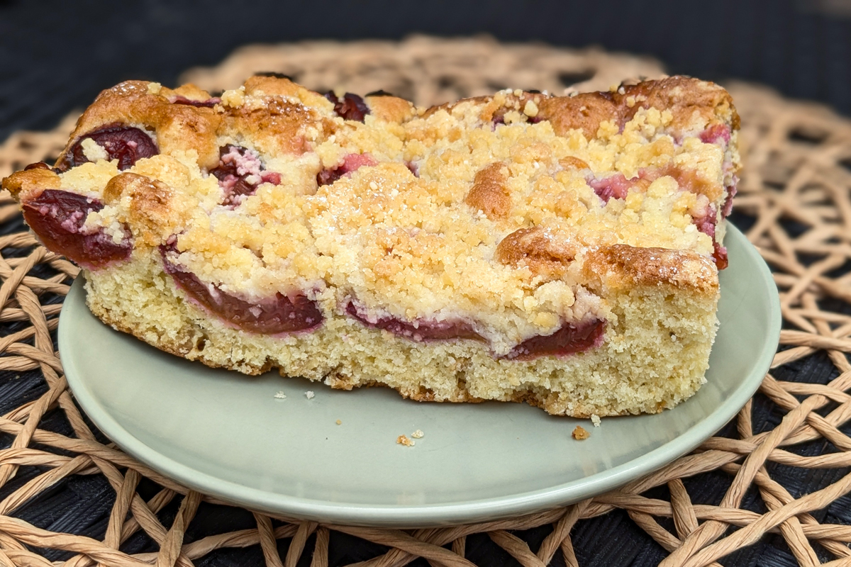 Streuselkuchen mit Zwetschgen Fruchtig, saftig und mit knusprig