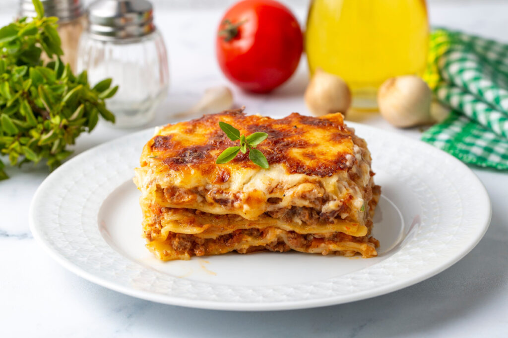 Einfacher Klassiker, der begeistert Lasagne im Ofen