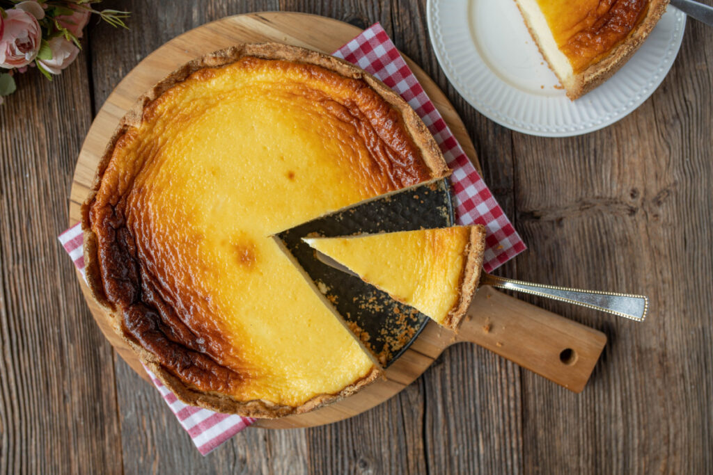 Käsekuchen mit Boden Ein Klassiker für alle Gelegenheiten