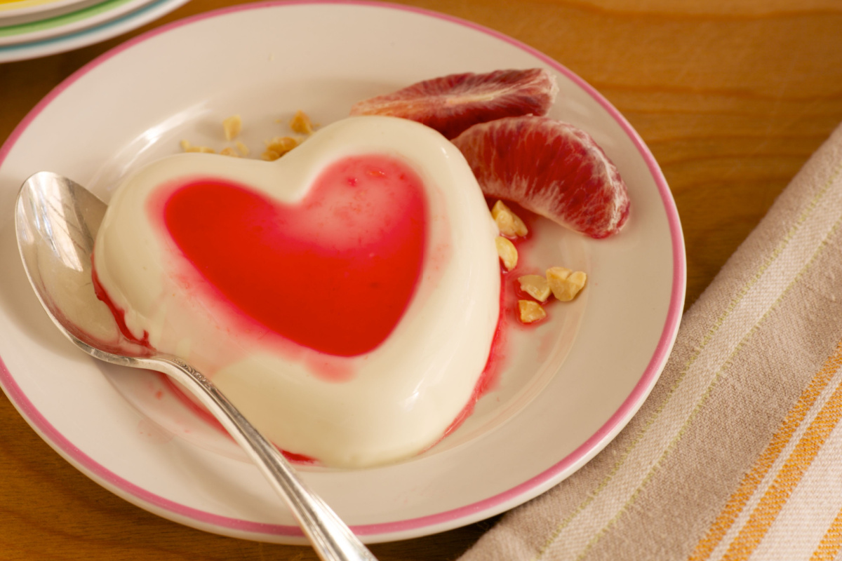 Panna Cotta mit Blutorangen Herz zum Valentinstag