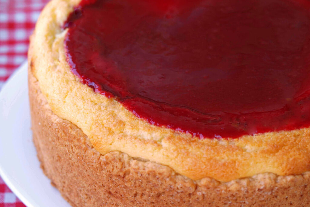 Frischer Käsekuchen mit Himbeeren Ein Genuss aus zwei Welten